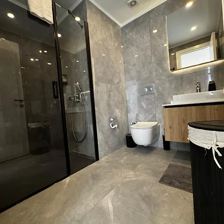 Long Panorama Appartement Trikomo