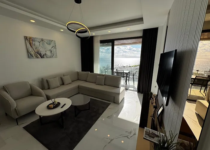 Appartement Long Panorama Trikomo