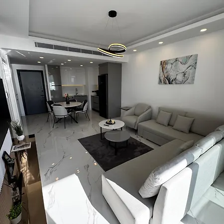 Long Panorama * Trikomo