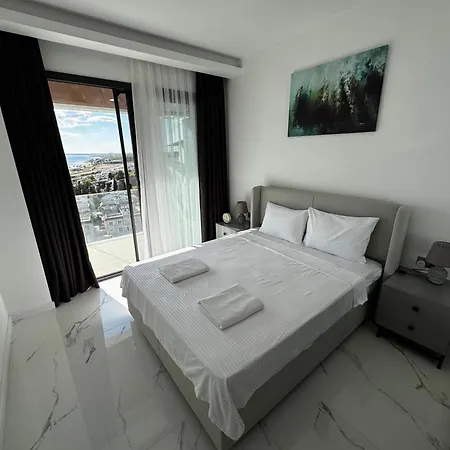 Long Panorama * Trikomo