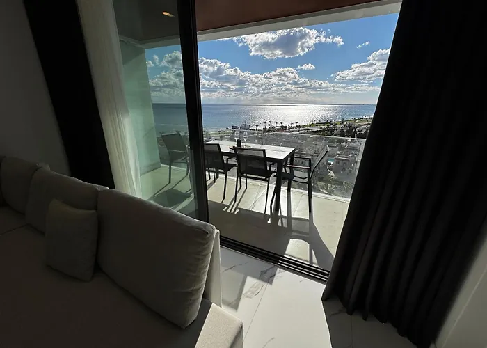 Long Panorama * Trikomo